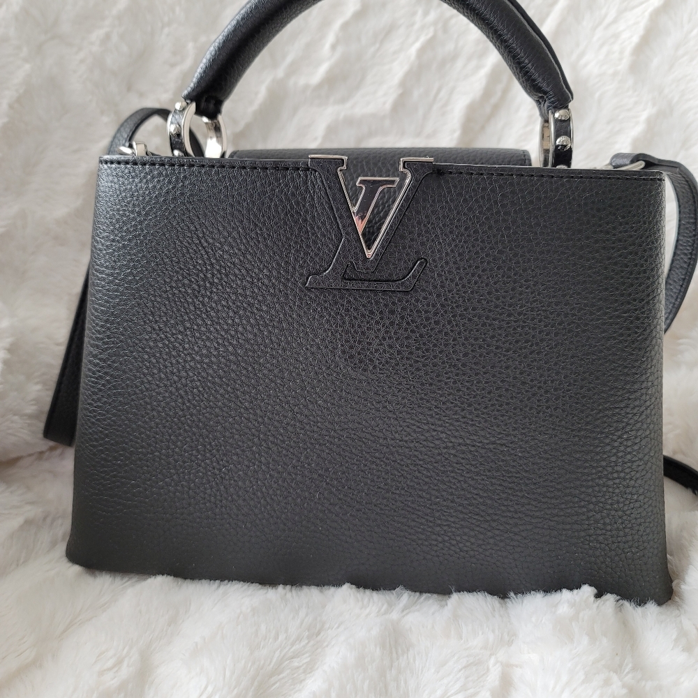 CAPUCINES BB

Louis vuitton